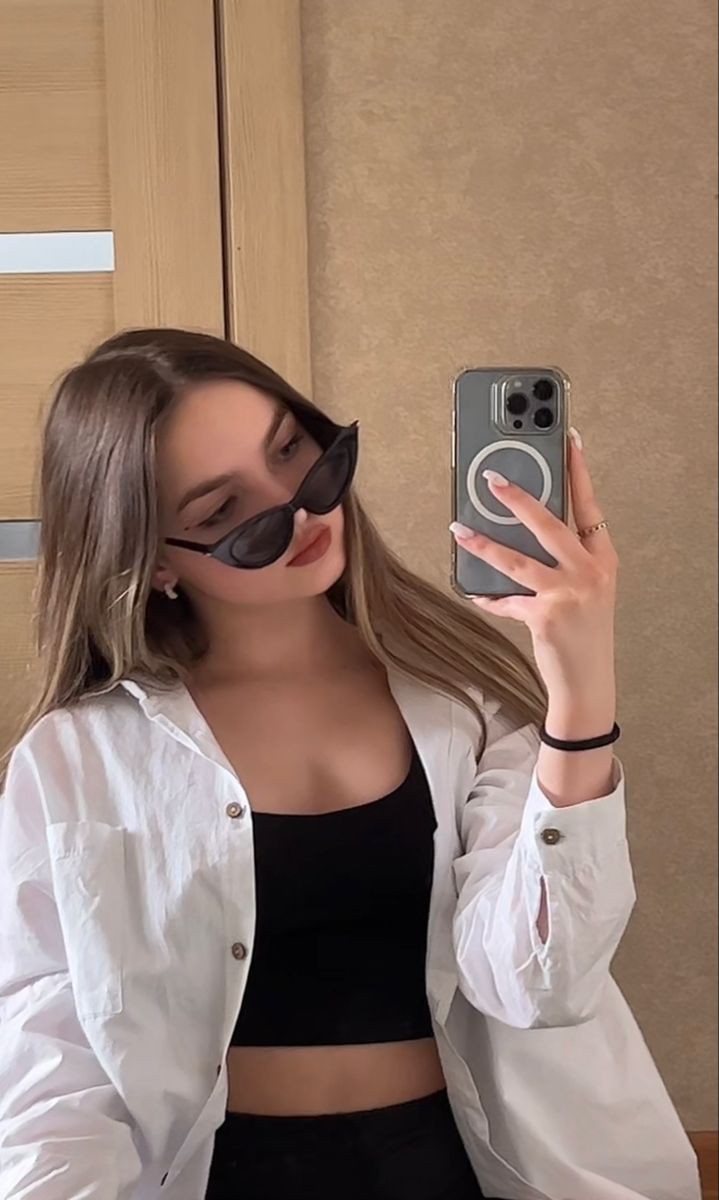 Aesthetic-Girls-Dp