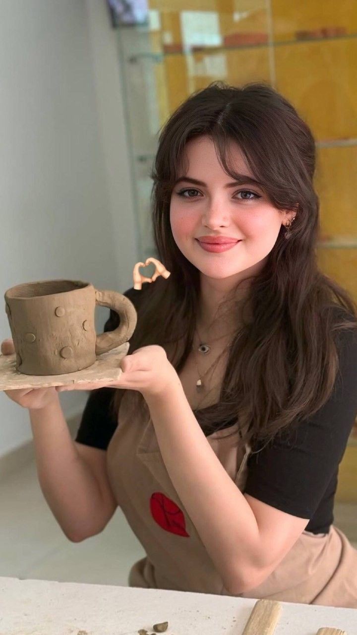 Art-Girl-Dp