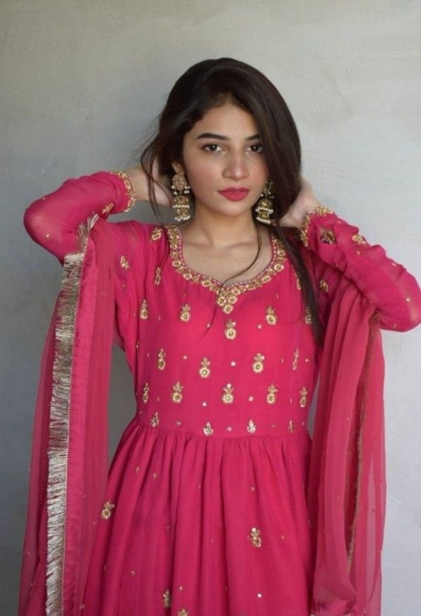 Glamorous-Girl-DP