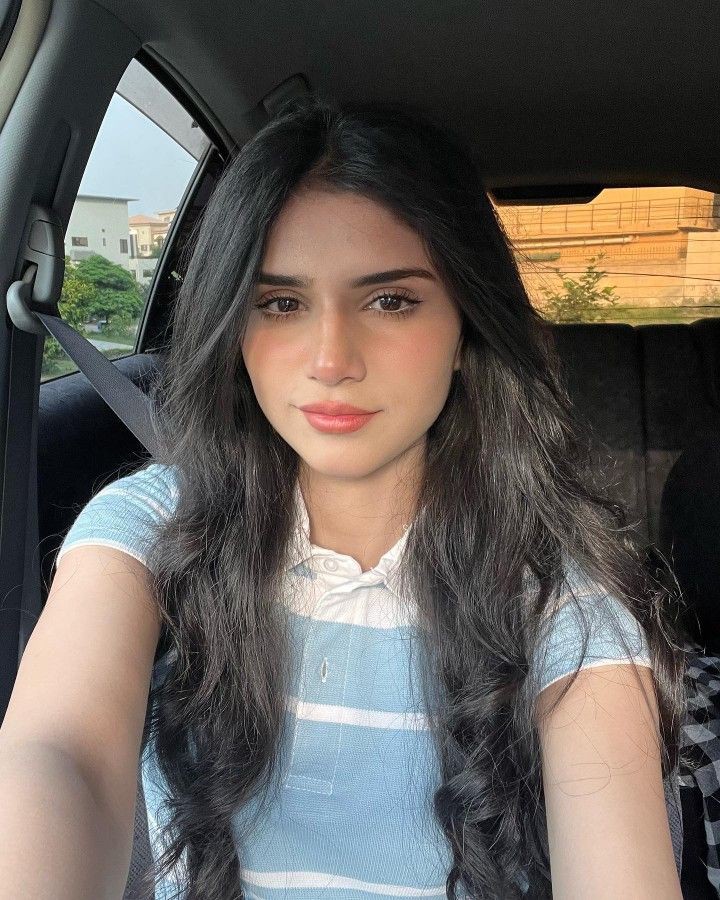 Lovely-Instagram-DP