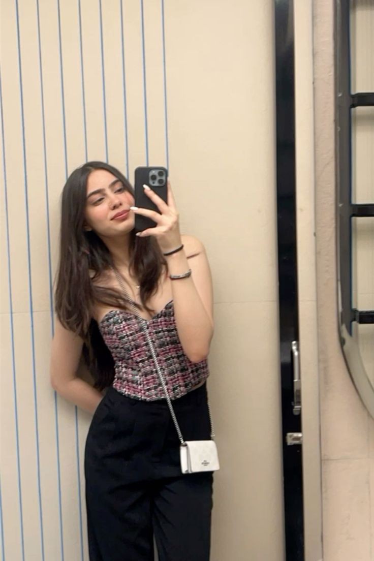 Stylish-Girls-Dp