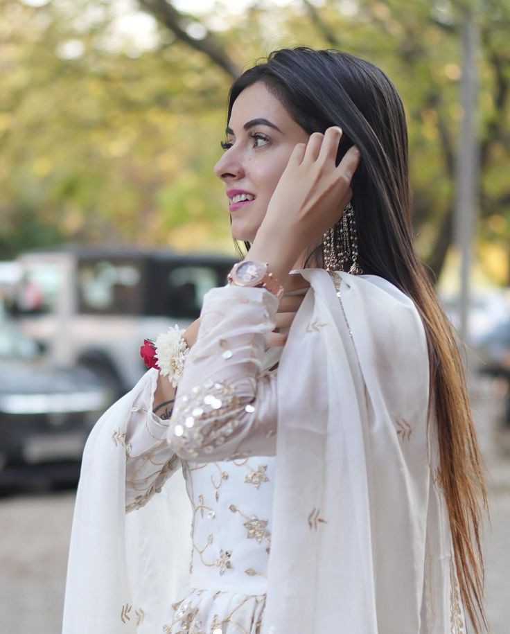 best-instagram-dp-for-girls-aesthetic