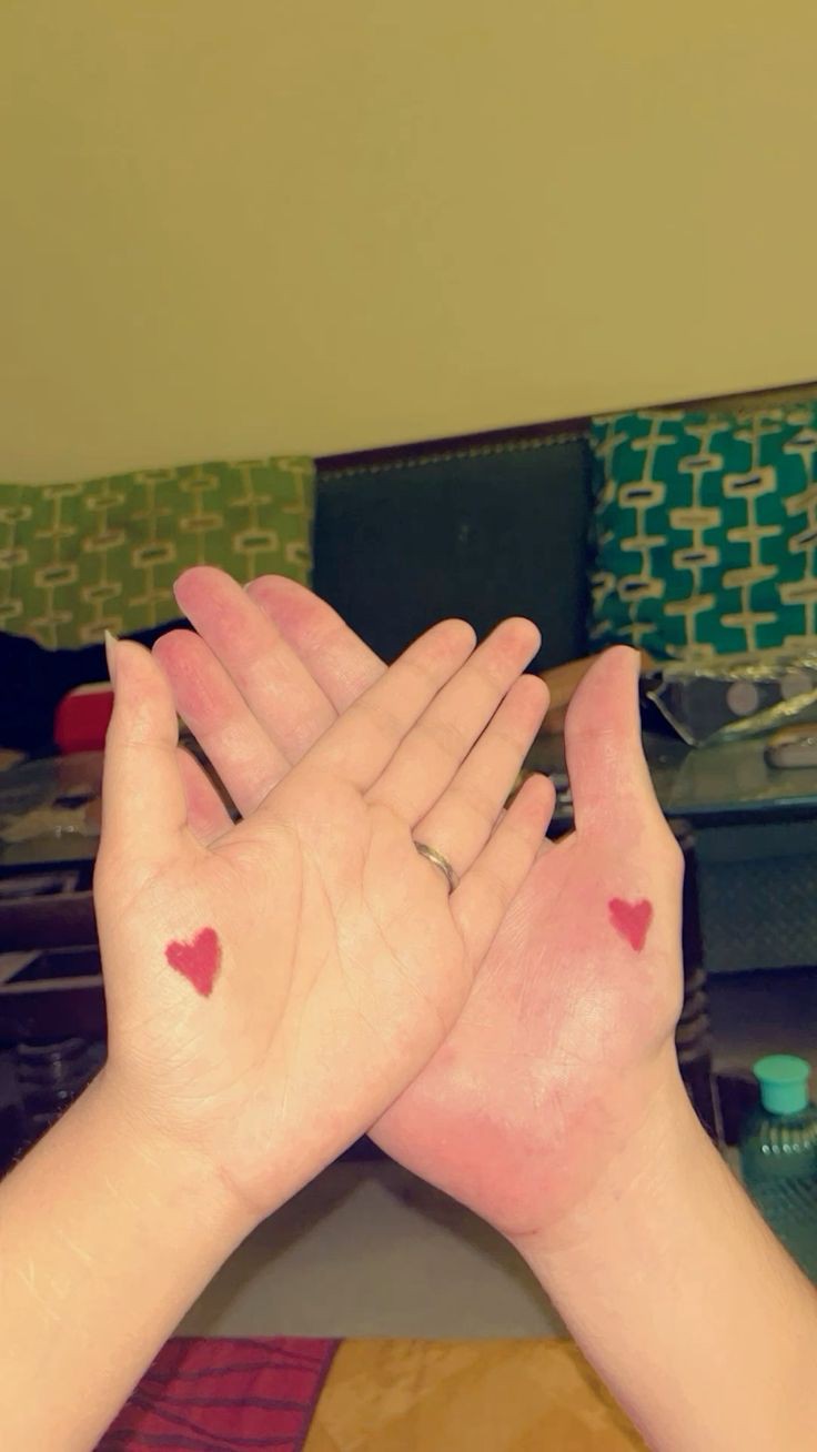 cartoon-couple-dp-for-instagram-download