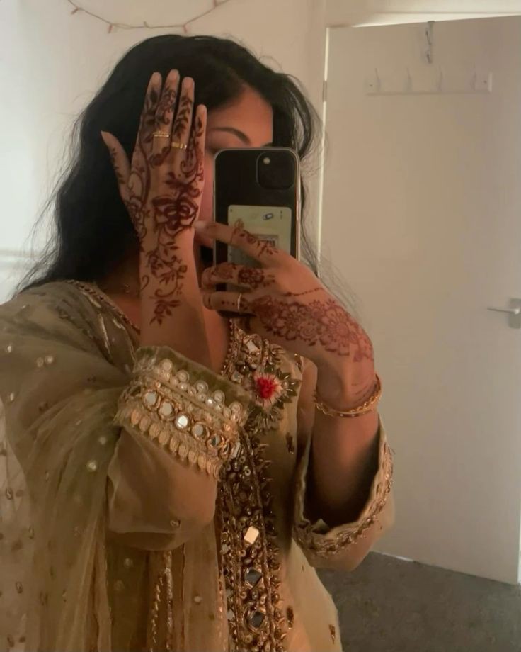 cute-hidden-face-dp-for-girls