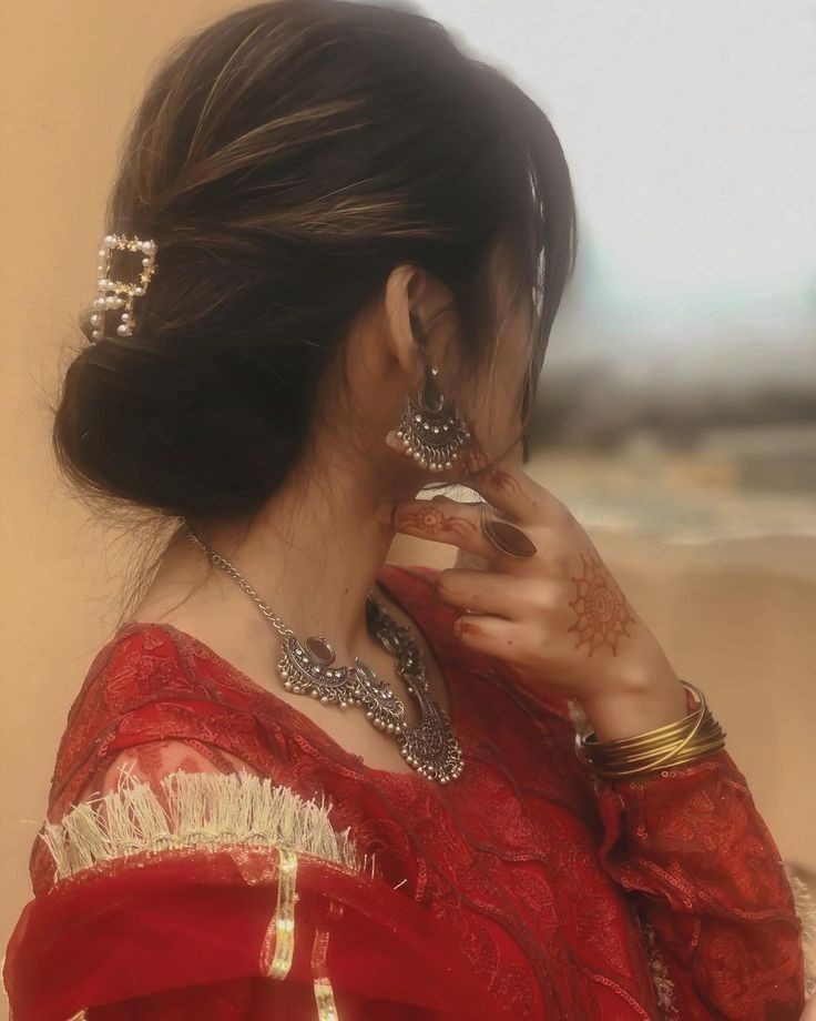 cute-hidden-face-dp-for-girls