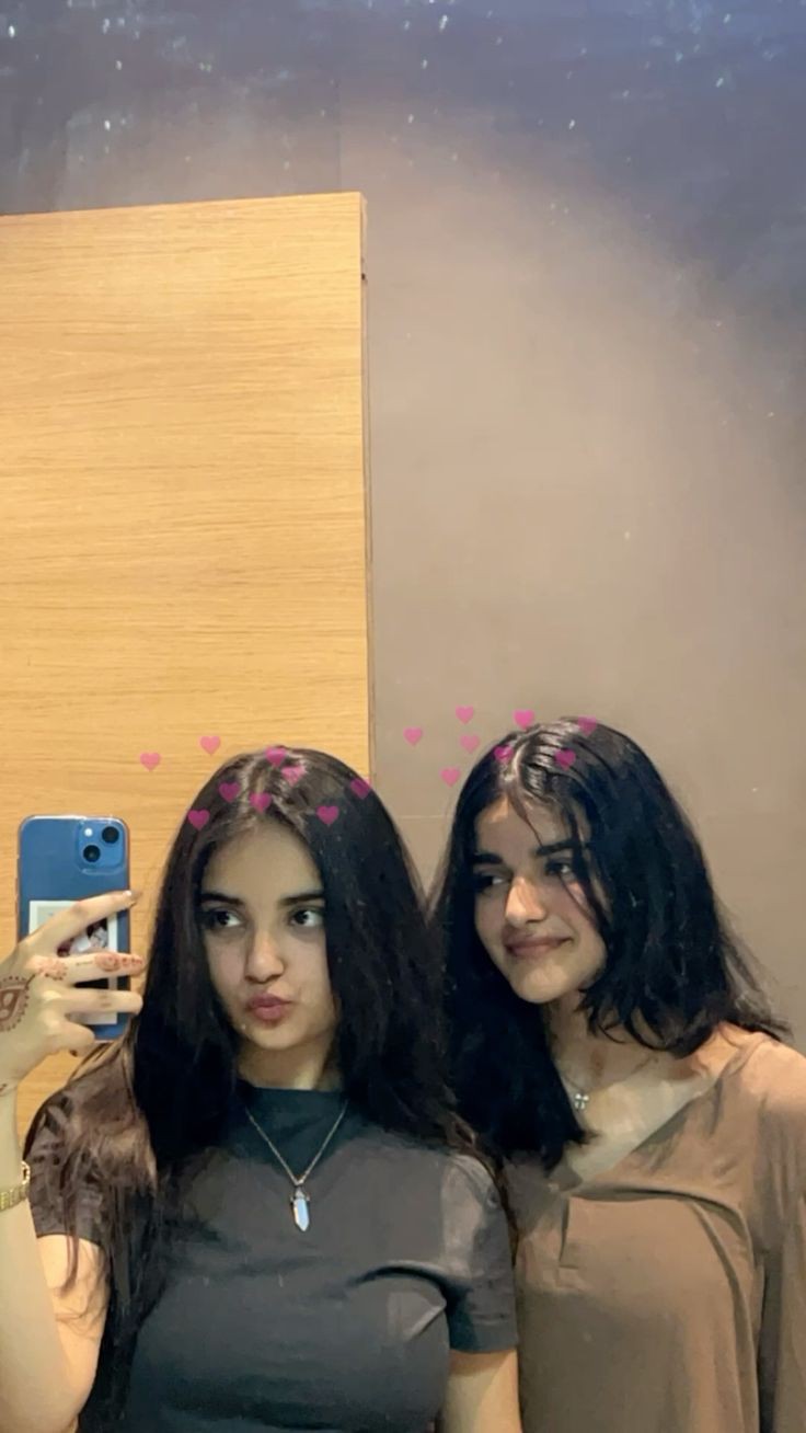 hide-face-girl-pic-blur