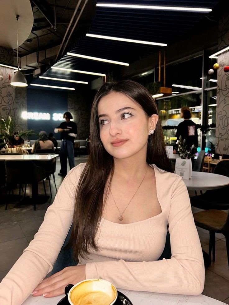 insta-dp-for-girls-eyes-stylish