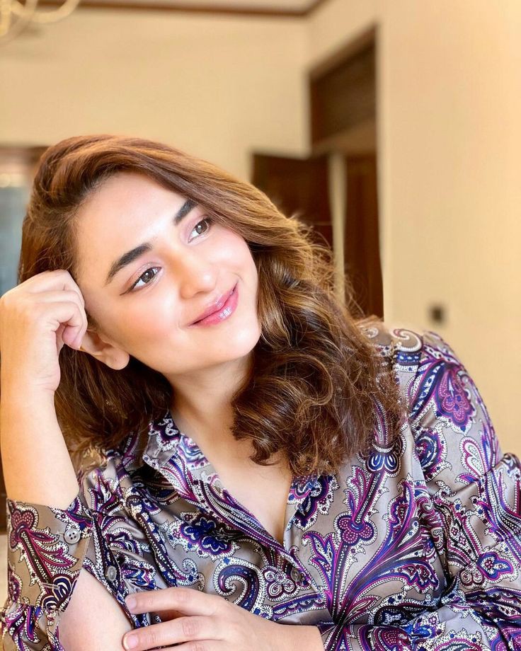 instagram-dp-for-girls-black-blur