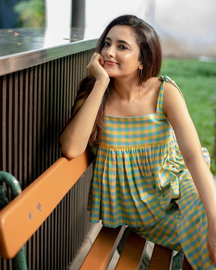 instagram-dp-for-girls-cartoon-stylish-attitude