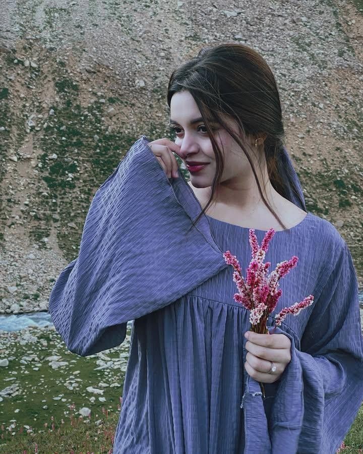 instagram-dp-for-girls-emoji