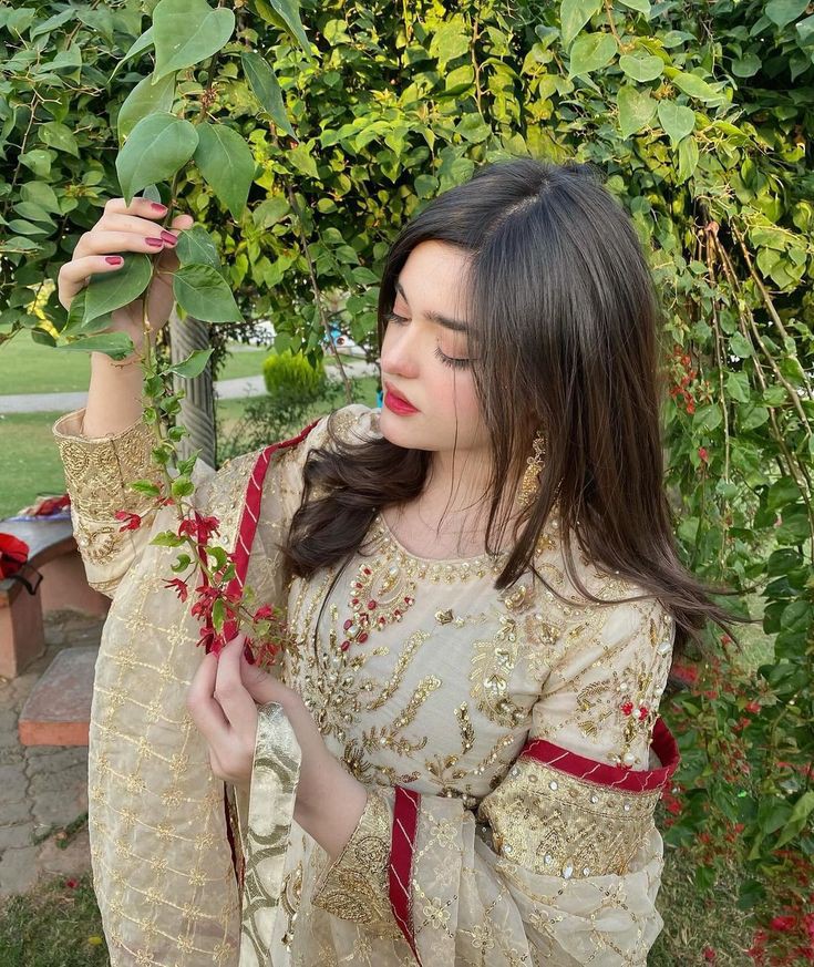 instagram-girls-dp-back