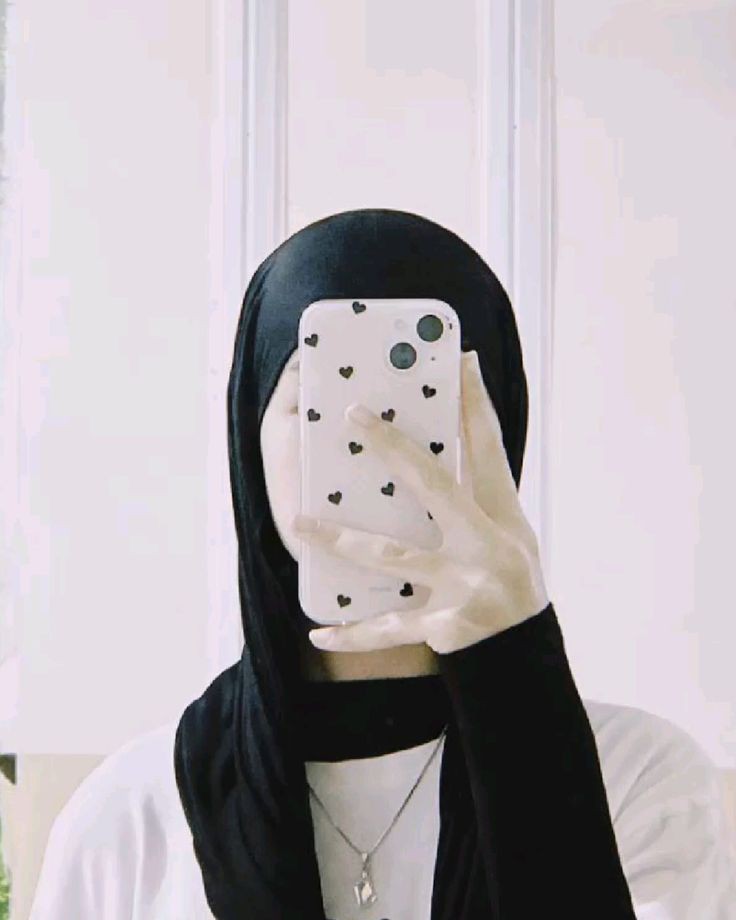 muslim-girl-attitude-dp-shayari