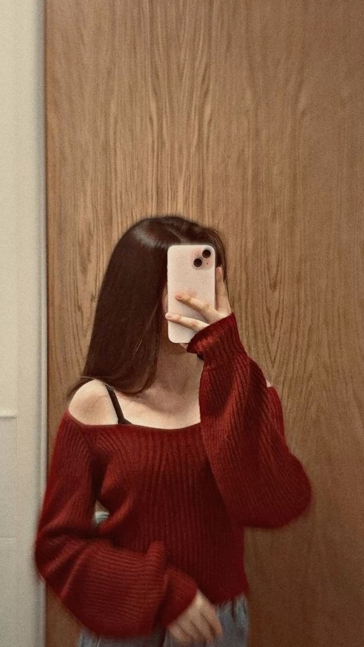 mysterious-girl-hidden-face-image