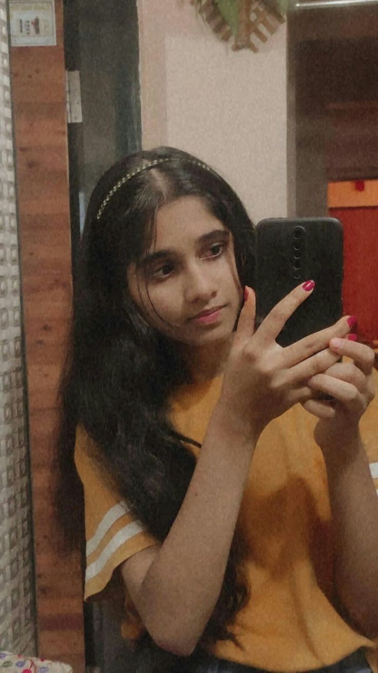 real-simple-girl-image-for-dp