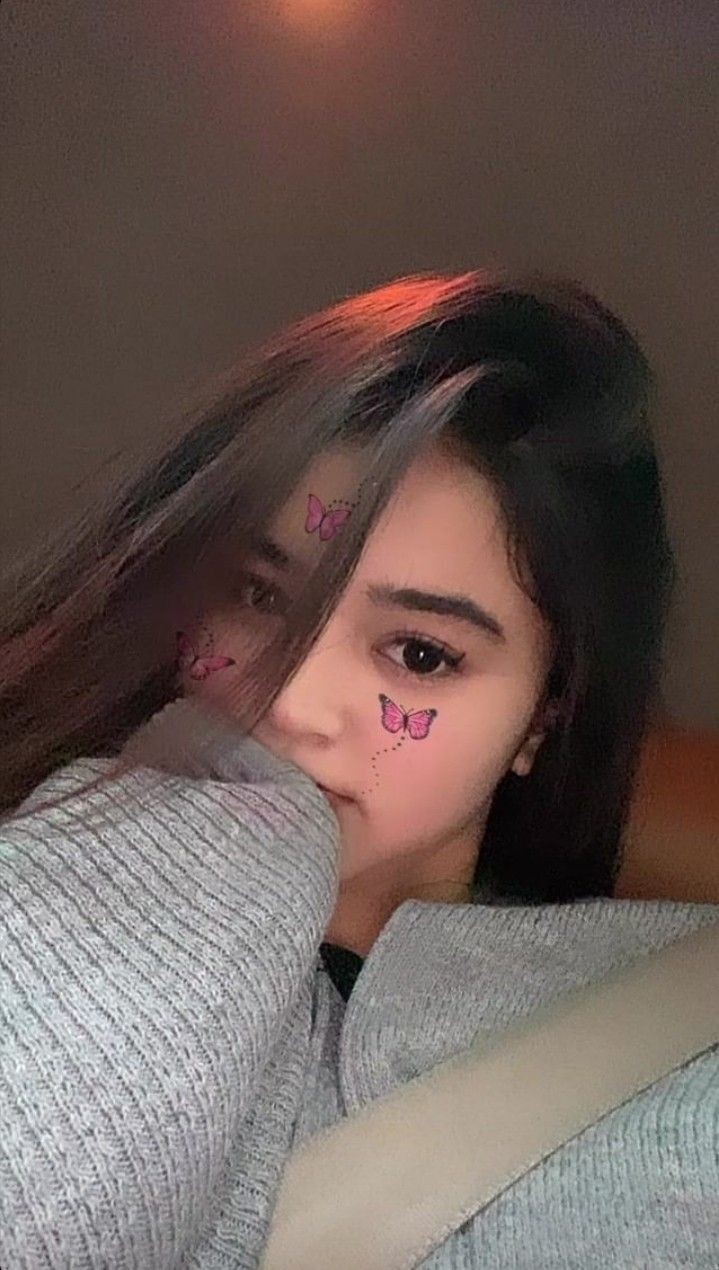 real-simple-girl-image-in-saree