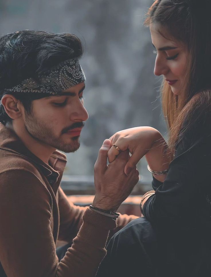 romantic-stylish-instagram-cute-couple-dp