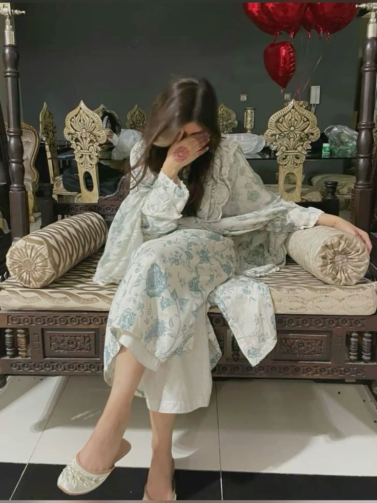 unique-hidden-face-images-for-girls