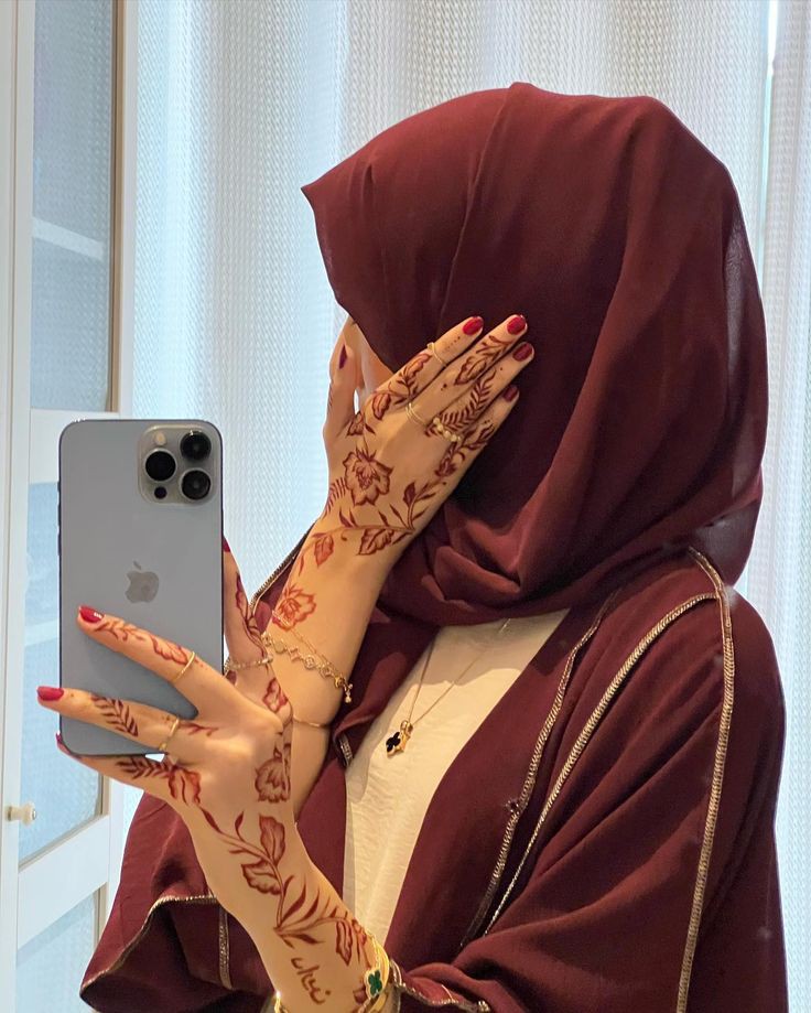 girl-photo-dp-instagram-hidden-face-attitude