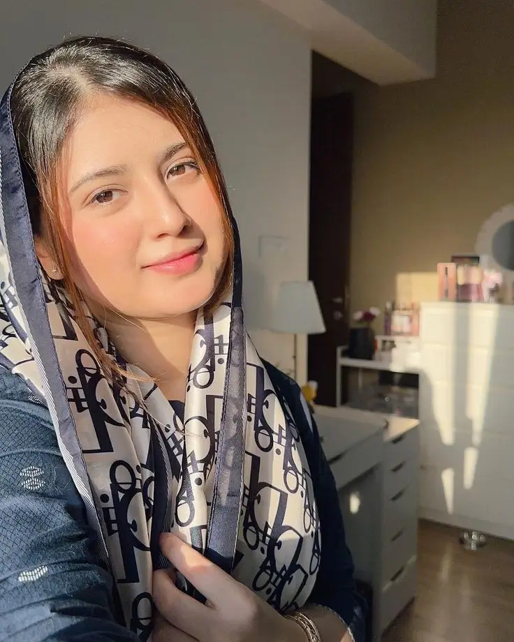 beautiful-single-girl-dp-new