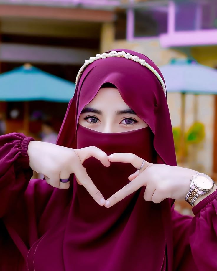 Mask girl dp