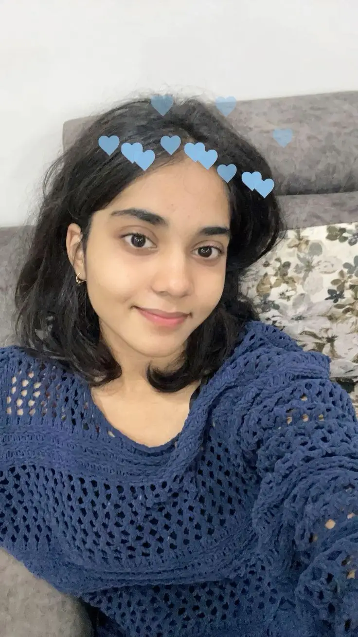 hide-face-girl-pic-age-